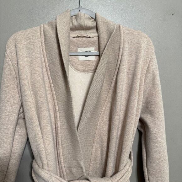 Ugg Karolina soft fleece oversized robe size small in oatmeal color - Picture 4 of 7